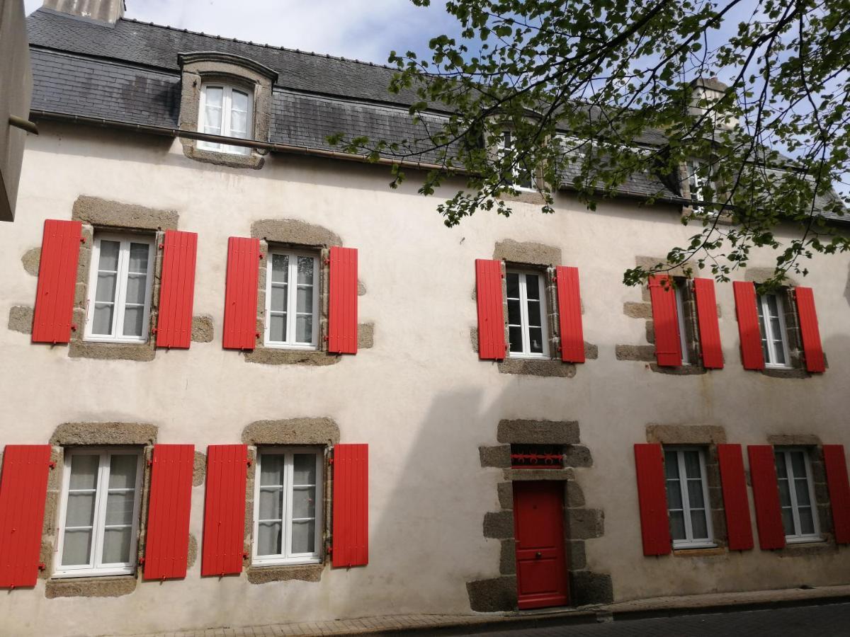 L'Hermine Du Rohan Landerneau Bagian luar foto